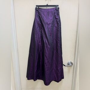 Vintage MAX STUDIO Designer Silk Retro Iridescent Purple/Black Maxi Skirt Size 8